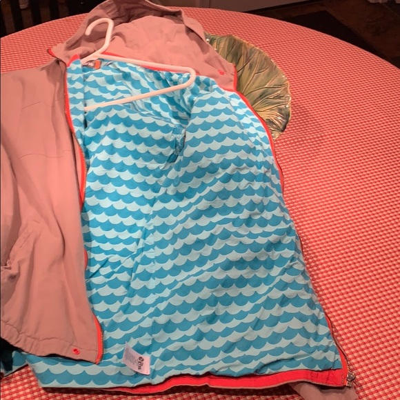 Jacket - Picture 3 of 3